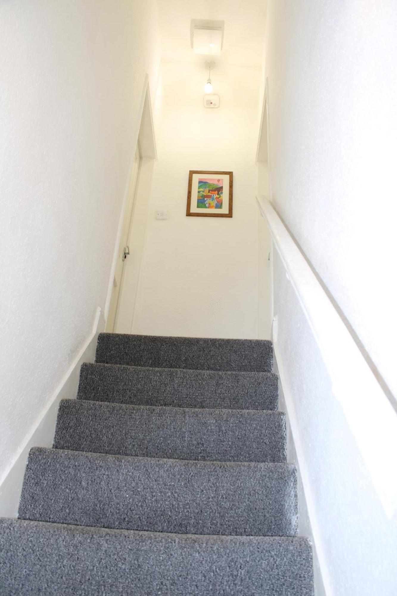 F2S Serviced Apartments 2Bedroom Terrace House With Free Wifi Netflix Suitable For Contractors Walking Distance To Train Station Derby Exterior photo